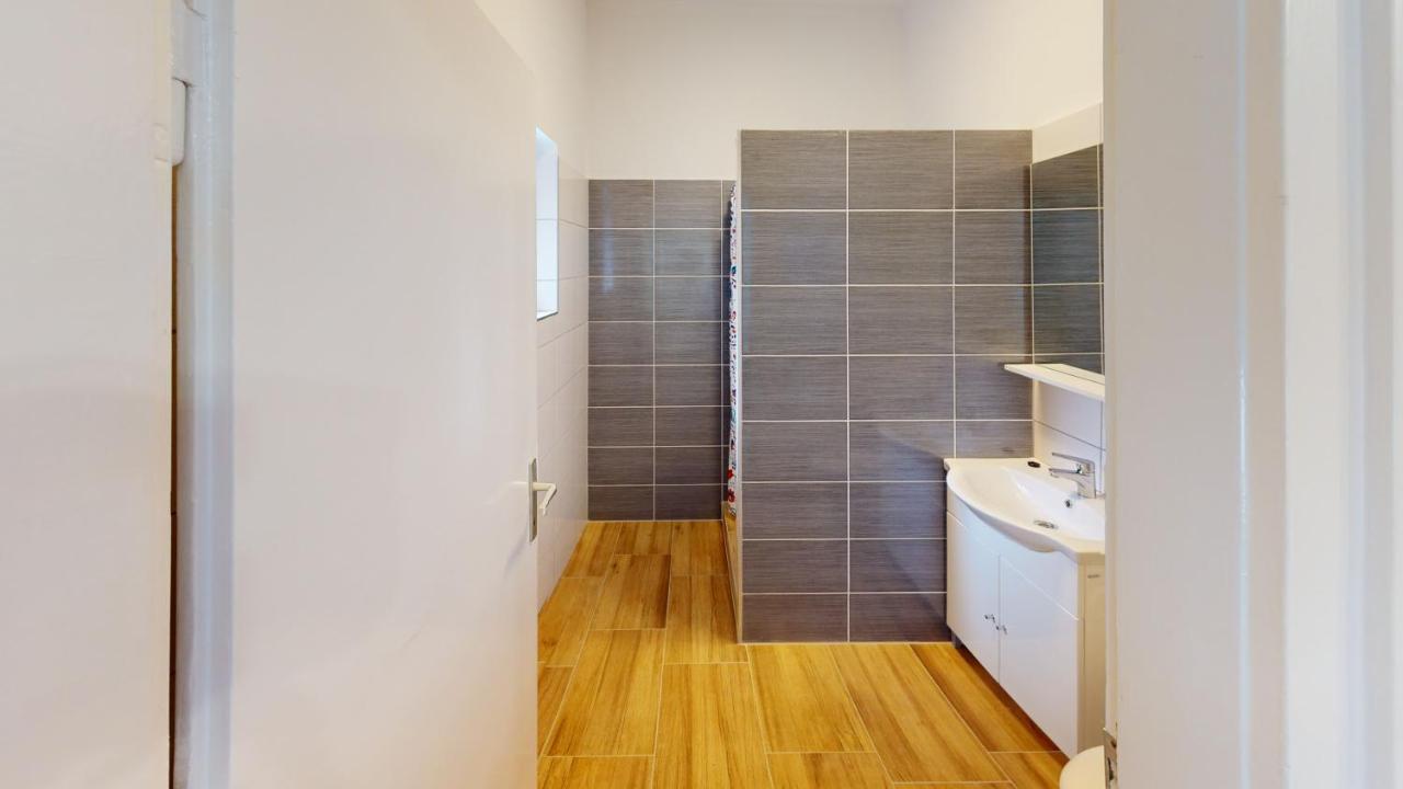 Family Apartman Мішкольц Екстер'єр фото